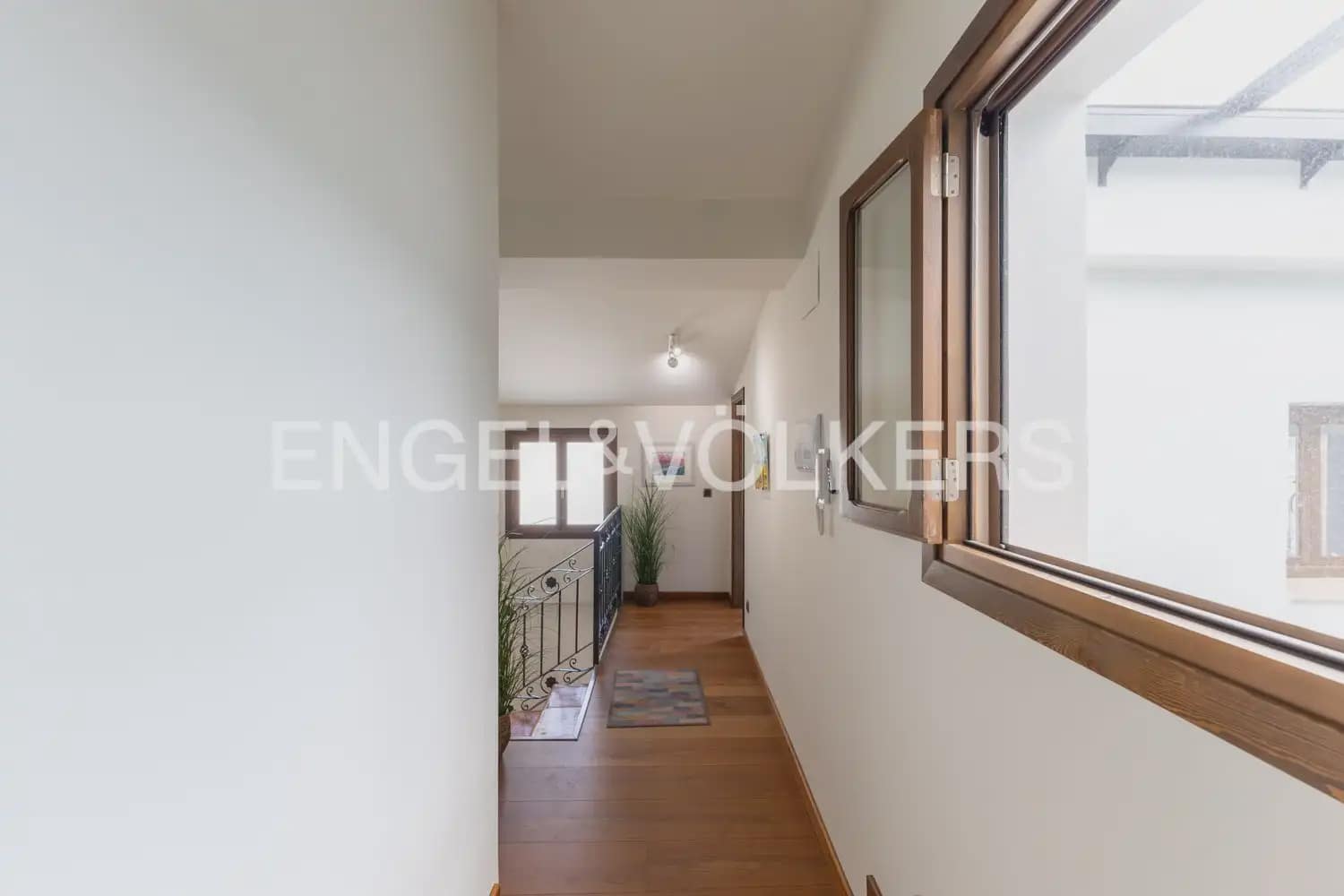 6 soveværelse Byhus til salg i Xativa med swimmingpool garage - € 795.000 (Ref: 9997555)