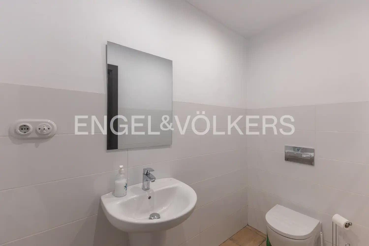 6 soveværelse Byhus til salg i Xativa med swimmingpool garage - € 795.000 (Ref: 9997555)