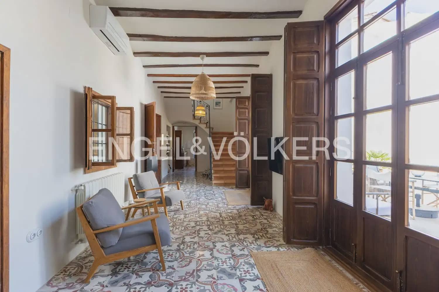 6 soveværelse Byhus til salg i Xativa med swimmingpool garage - € 795.000 (Ref: 9997555)