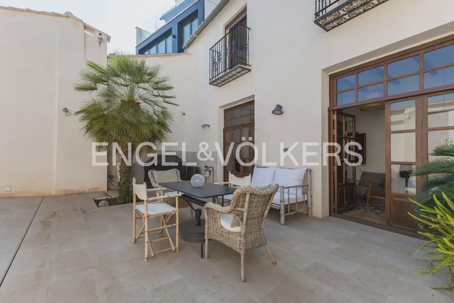 6 soveværelse Byhus til salg i Xativa med swimmingpool garage - € 795.000 (Ref: 9997555)