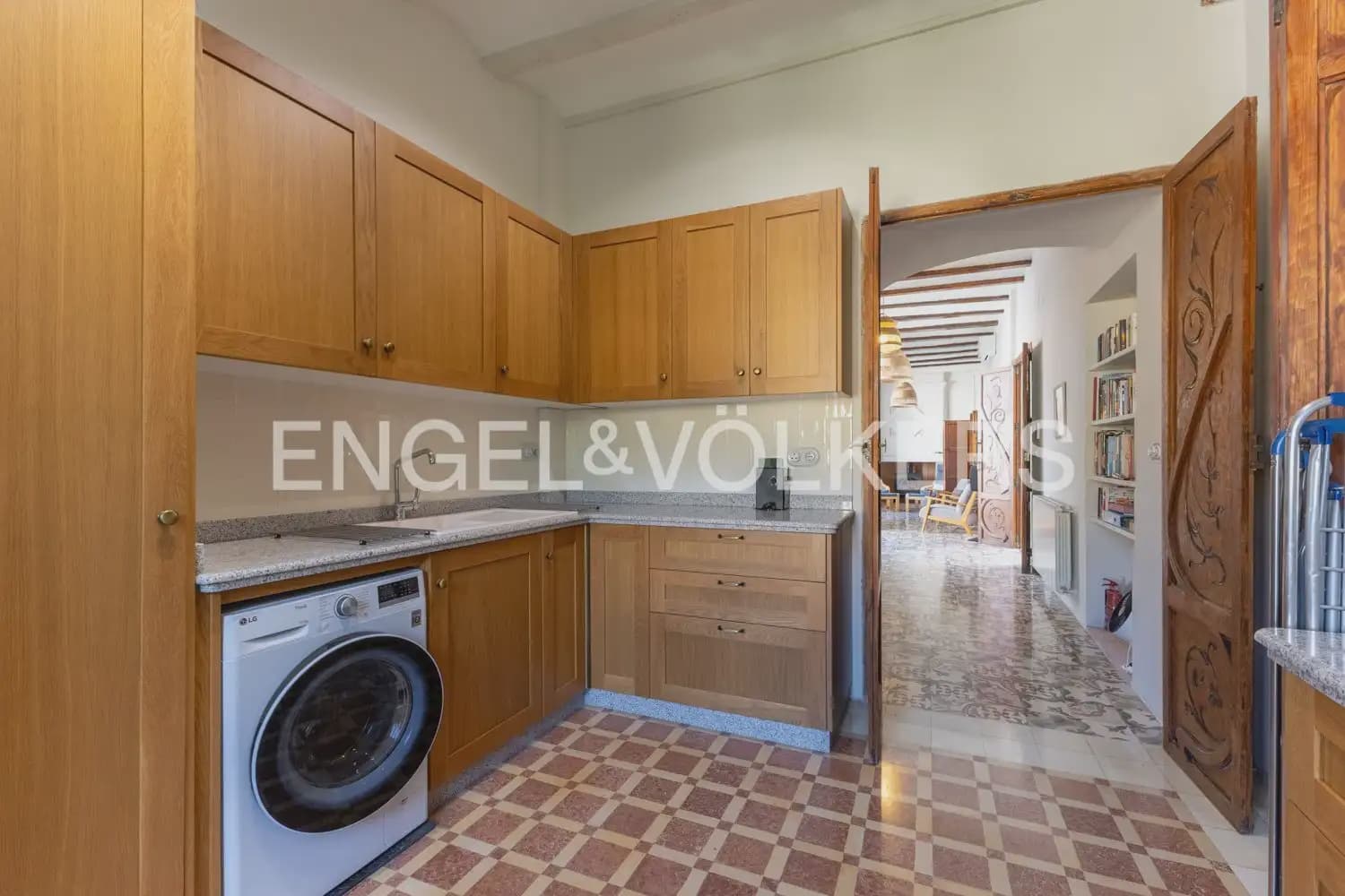 6 soveværelse Byhus til salg i Xativa med swimmingpool garage - € 795.000 (Ref: 9997555)