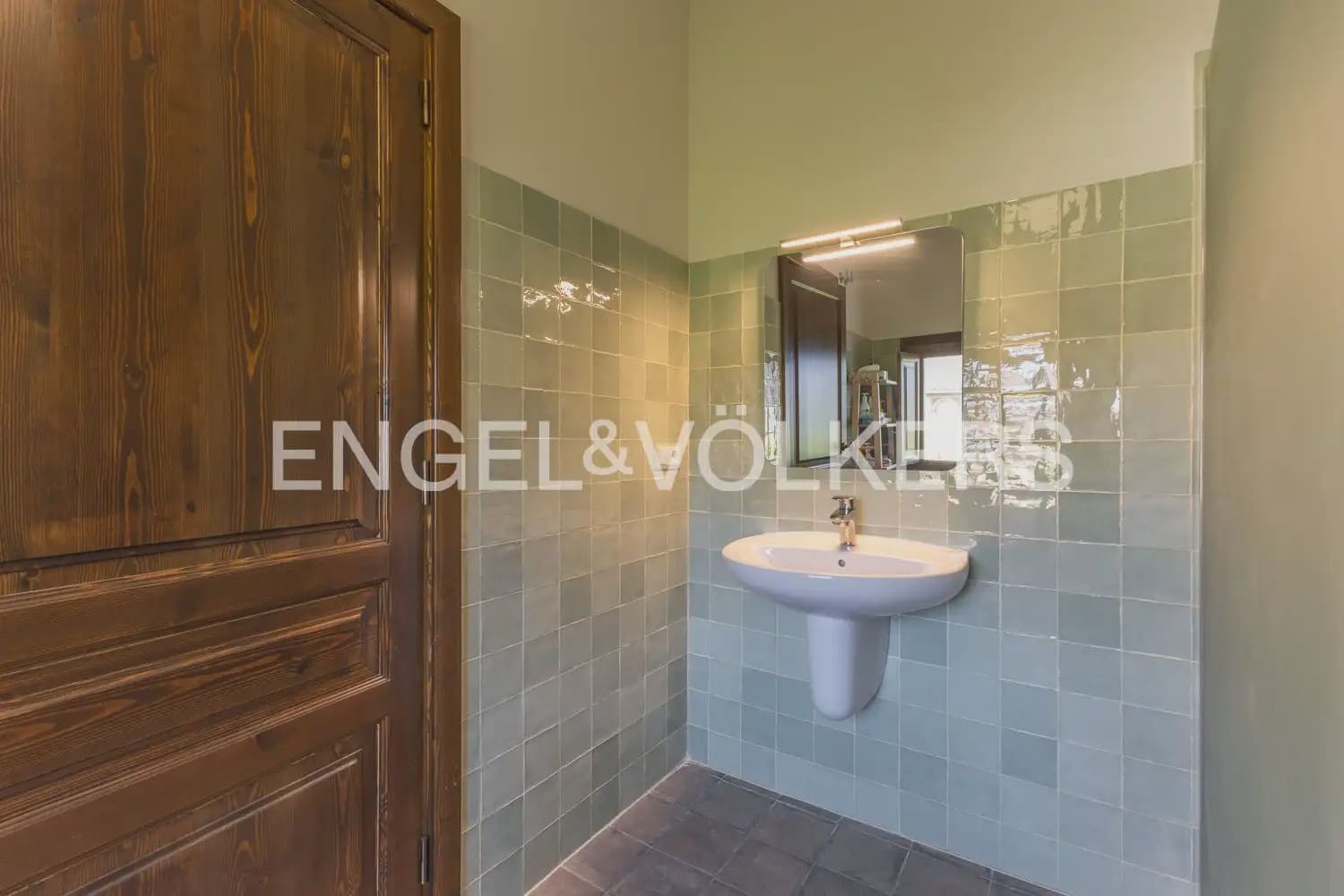 6 soveværelse Byhus til salg i Xativa med swimmingpool garage - € 795.000 (Ref: 9997555)