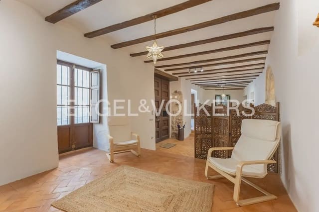 6 soveværelse Byhus til salg i Xàtiva med swimmingpool garage - € 795.000 (Ref: 9997555)
