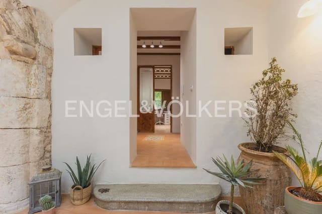 6 soveværelse Byhus til salg i Xàtiva med swimmingpool garage - € 795.000 (Ref: 9997555)