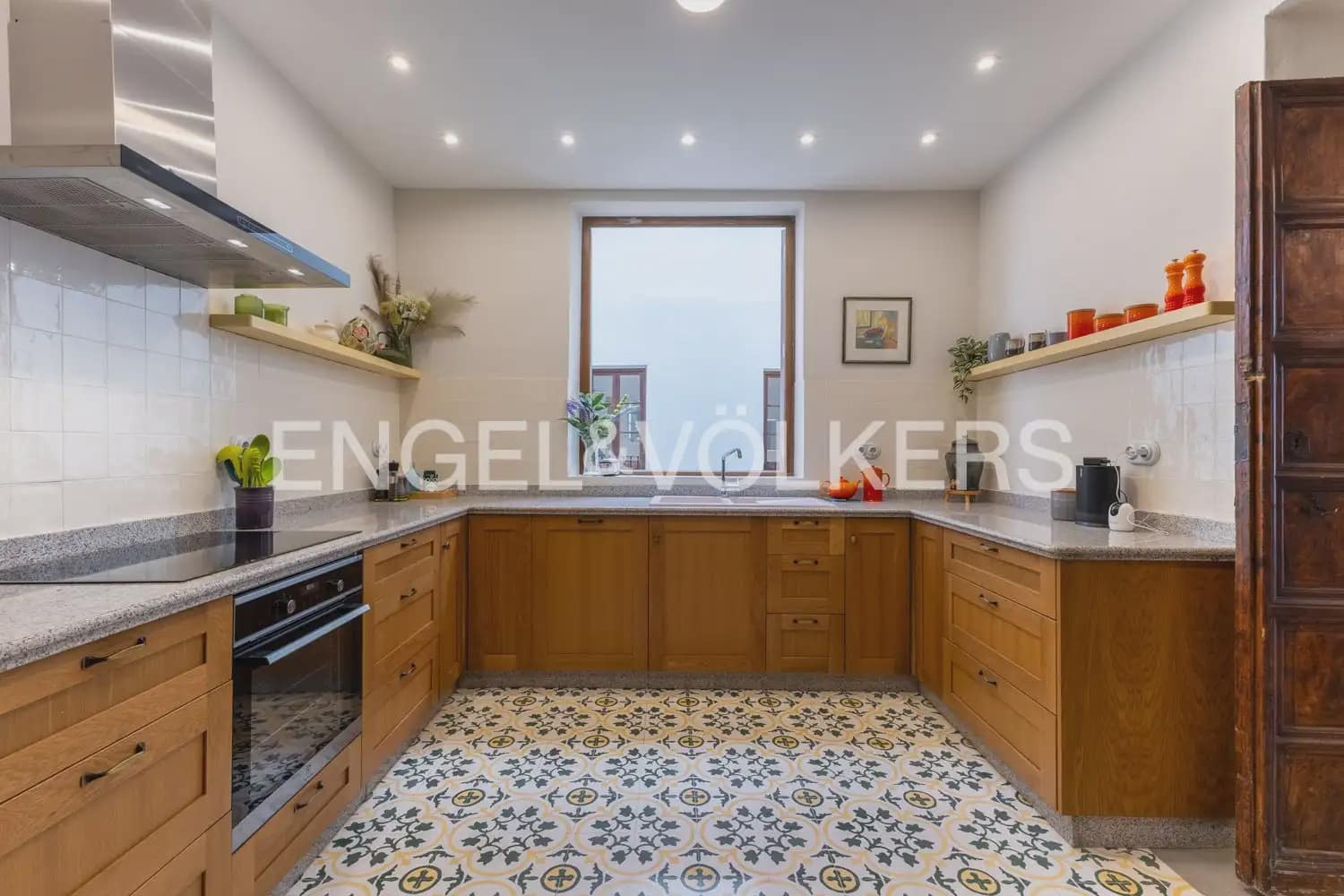 6 soveværelse Byhus til salg i Xativa med swimmingpool garage - € 795.000 (Ref: 9997555)