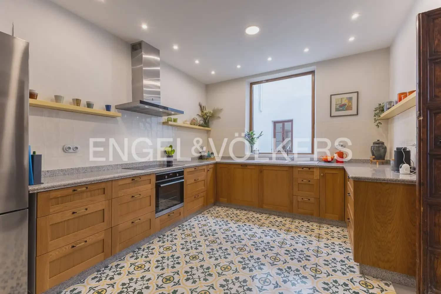 6 soveværelse Byhus til salg i Xativa med swimmingpool garage - € 795.000 (Ref: 9997555)