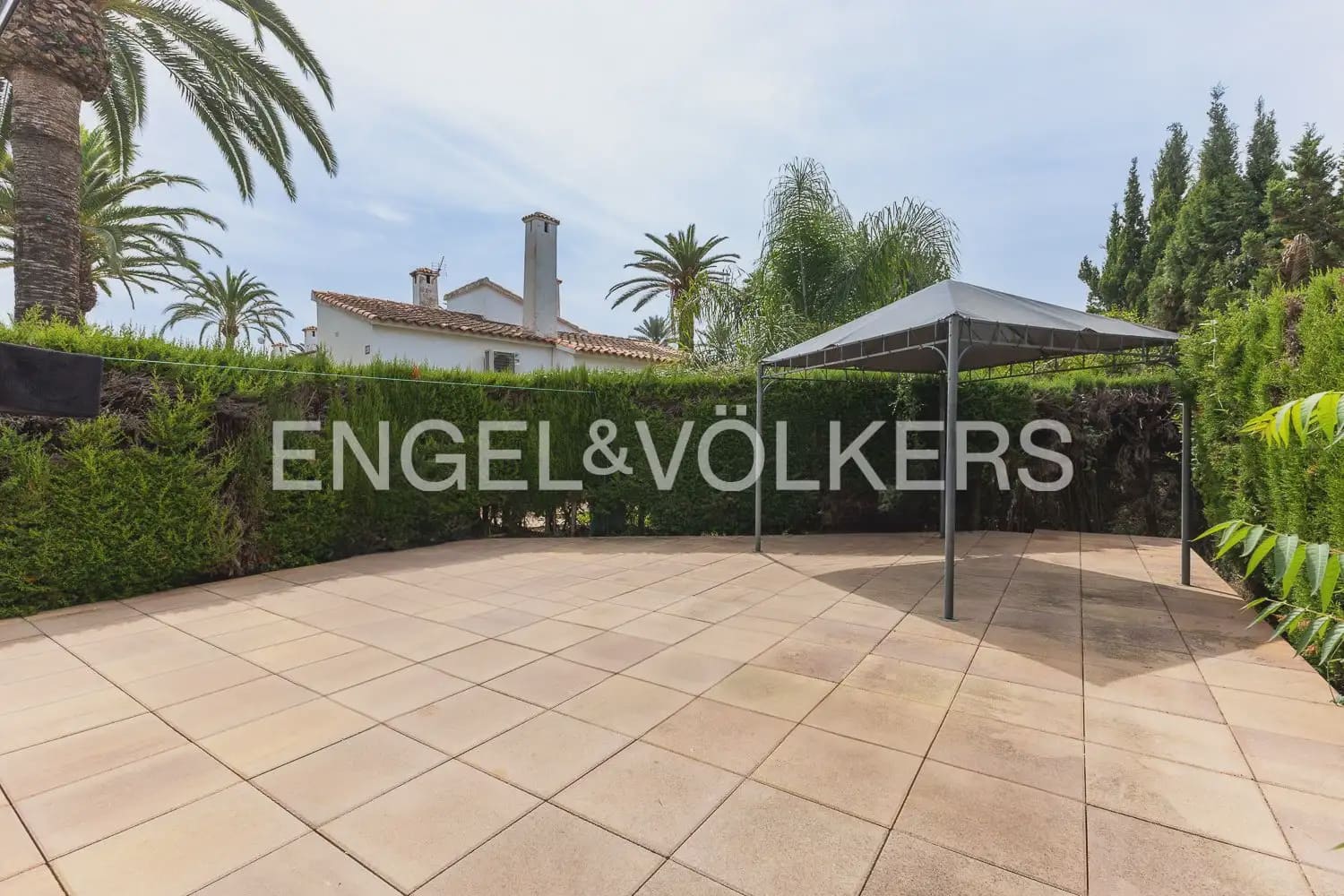 3 soverom Hus til salgs i Denia med svømmebasseng - € 399 000 (Ref: 9997671)