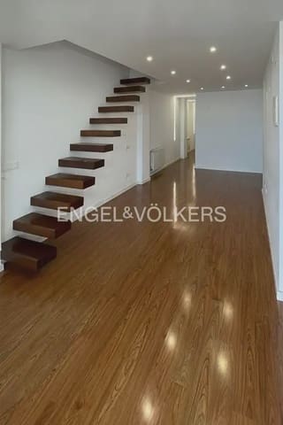 3 makuuhuone Kattohuoneisto vuokrattavana paikassa Algemesí mukana 
autotalli - 1 500 € (Ref: 9997672)