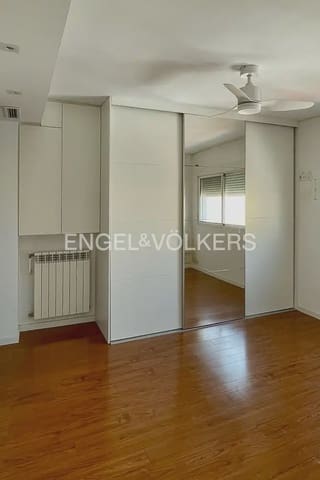 3 makuuhuone Kattohuoneisto vuokrattavana paikassa Algemesí mukana 
autotalli - 1 500 € (Ref: 9997672)