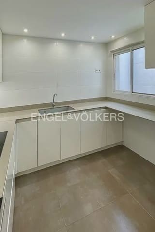 3 makuuhuone Kattohuoneisto vuokrattavana paikassa Algemesí mukana 
autotalli - 1 500 € (Ref: 9997672)