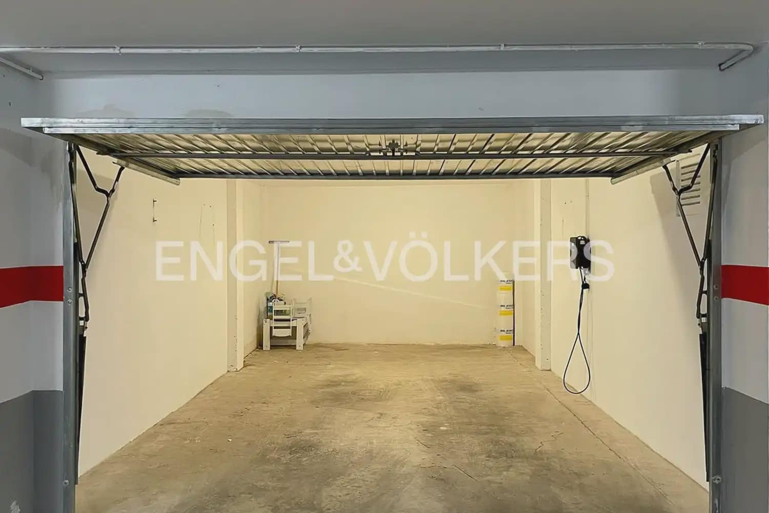 3 makuuhuone Kattohuoneisto vuokrattavana paikassa Algemesi mukana 
autotalli - 1 500 € (Ref: 9997672)