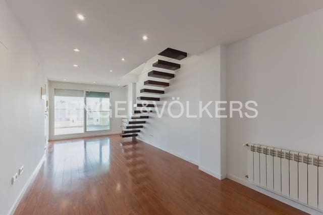 3 soverom Penthouse til leie i Algemesí med garasje - € 1 500 (Ref: 9997672)