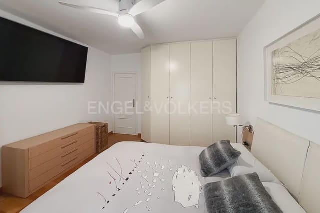 3 sovrum Lägenhet att hyra i La Creu Coberta, Valencia stad - 1 800 € (Ref: 9997954)
