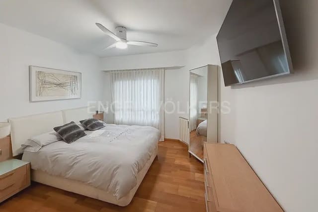 3 sovrum Lägenhet att hyra i La Creu Coberta, Valencia stad - 1 800 € (Ref: 9997954)