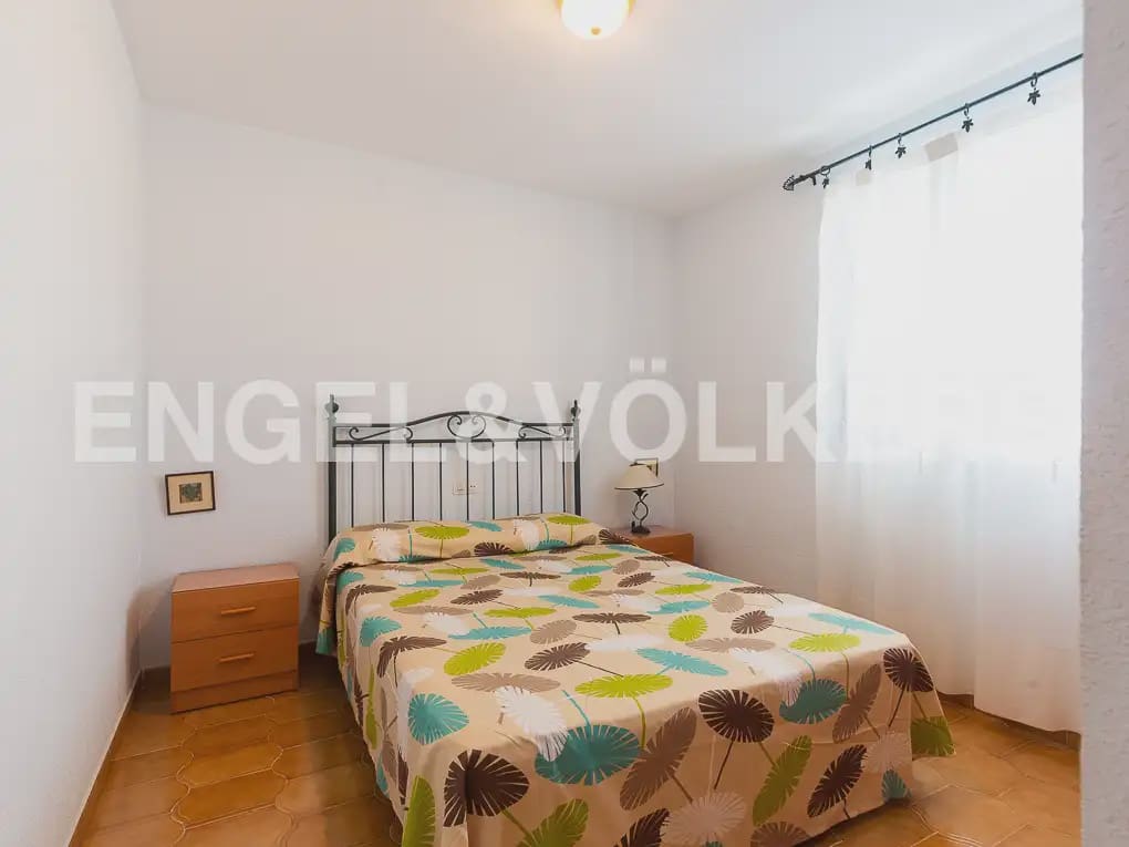 5 Zimmer Villa zu vermieten in Montserrat mit Pool - 1.500 € (Ref: 9997956)
