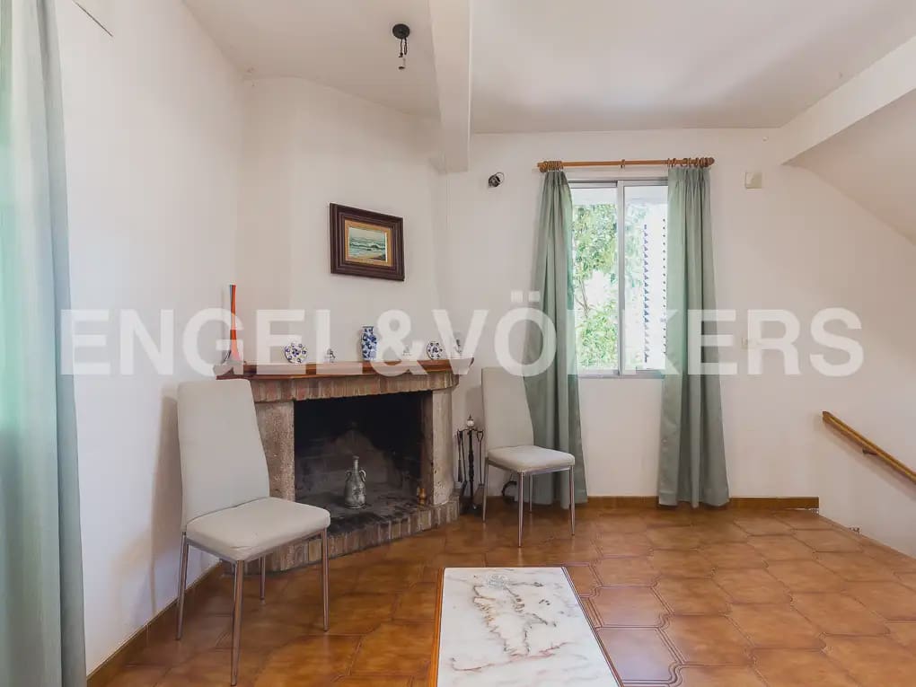 5 Zimmer Villa zu vermieten in Montserrat mit Pool - 1.500 € (Ref: 9997956)