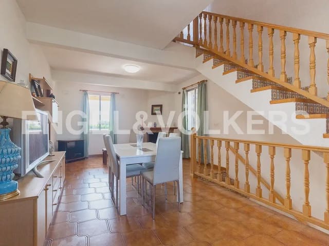 5 sovrum Villa att hyra i Montserrat med pool - 1 500 € (Ref: 9997956)