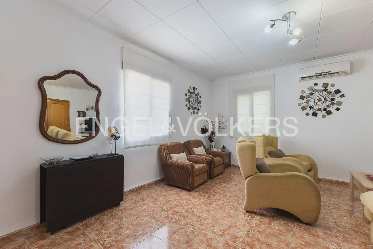 5 sypialnia Finka/Dom wiejski na sprzedaż w Rafelguaraf z garażem - 298 000 € (Ref: 9997957)