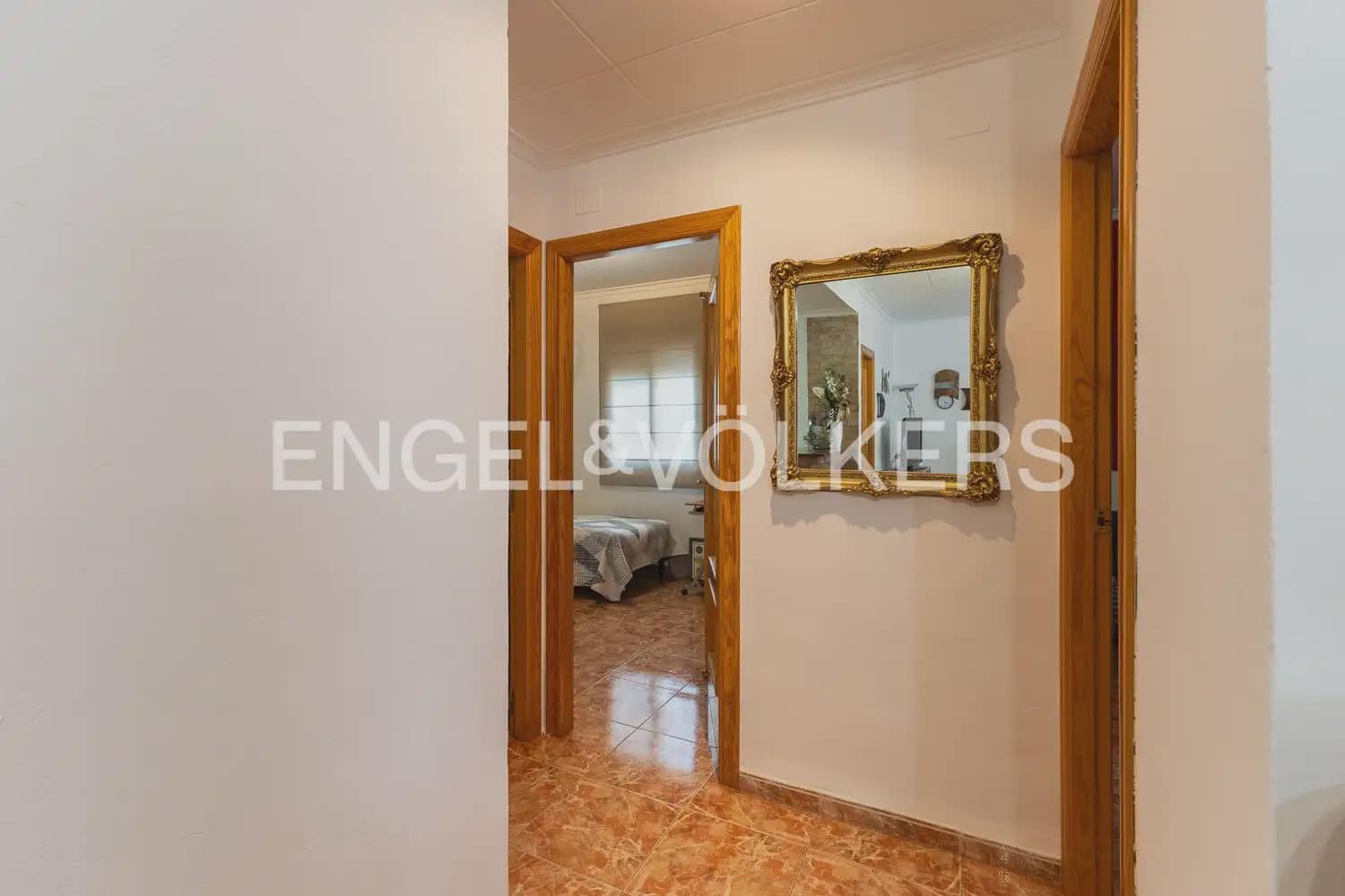5 sypialnia Finka/Dom wiejski na sprzedaż w Rafelguaraf z garażem - 298 000 € (Ref: 9997957)