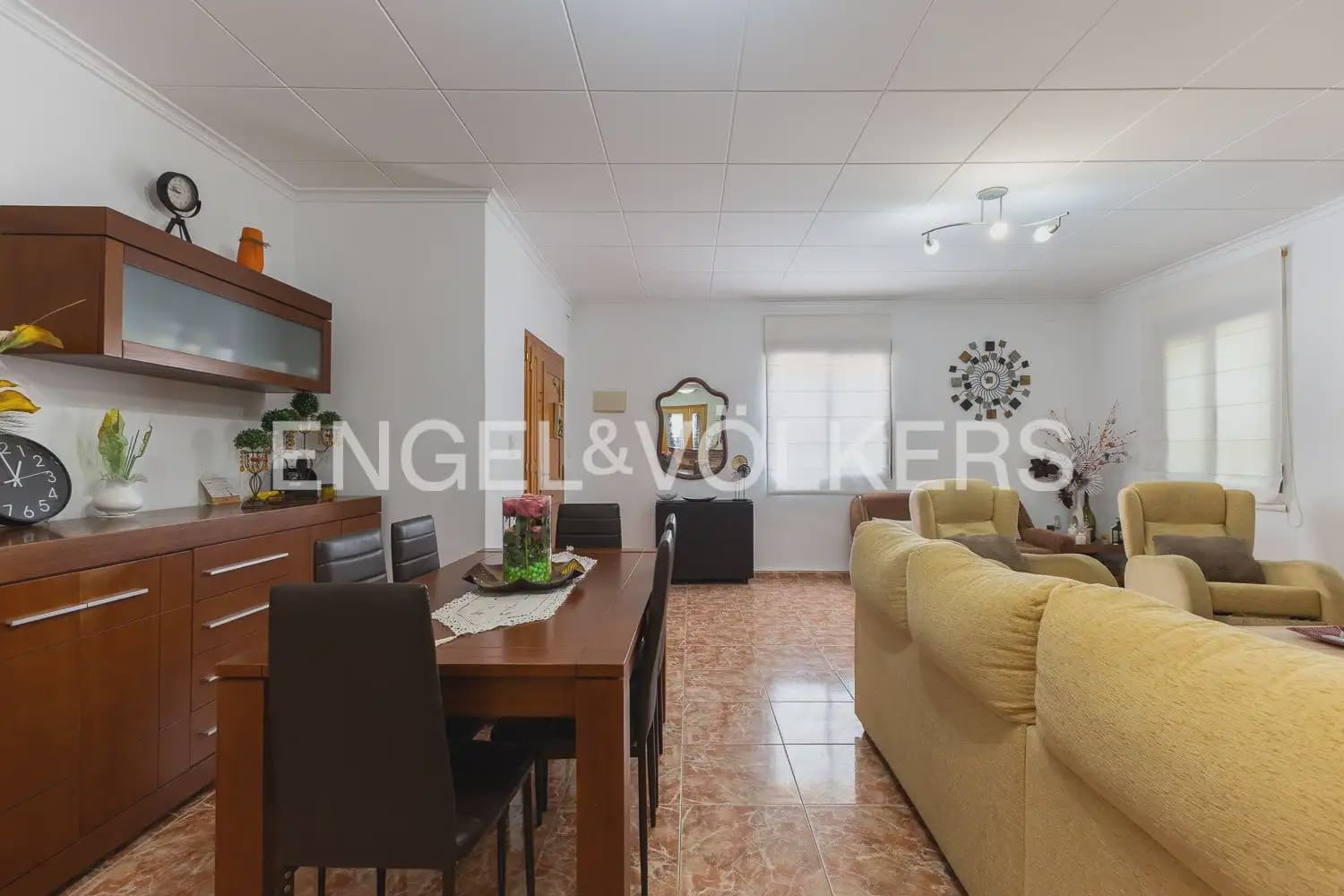 5 sypialnia Finka/Dom wiejski na sprzedaż w Rafelguaraf z garażem - 298 000 € (Ref: 9997957)