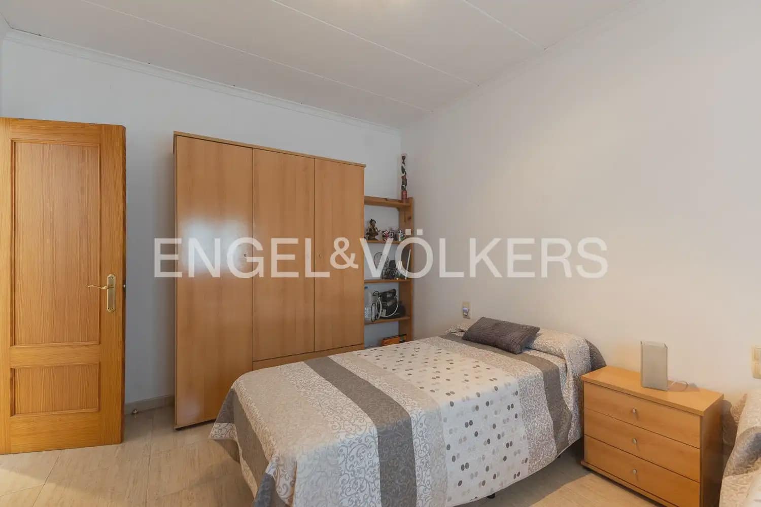 5 sypialnia Finka/Dom wiejski na sprzedaż w Rafelguaraf z garażem - 298 000 € (Ref: 9997957)