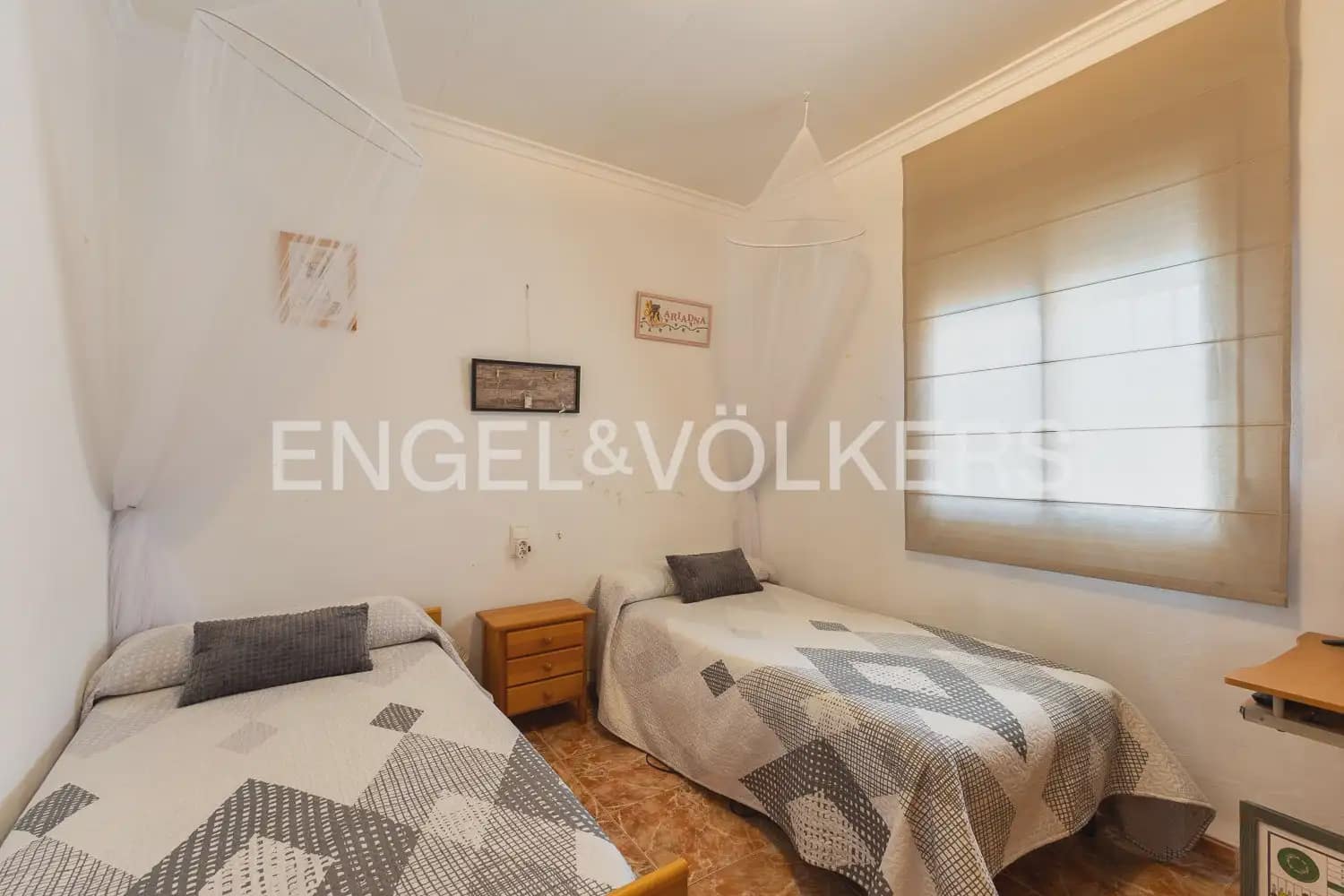 5 sypialnia Finka/Dom wiejski na sprzedaż w Rafelguaraf z garażem - 298 000 € (Ref: 9997957)