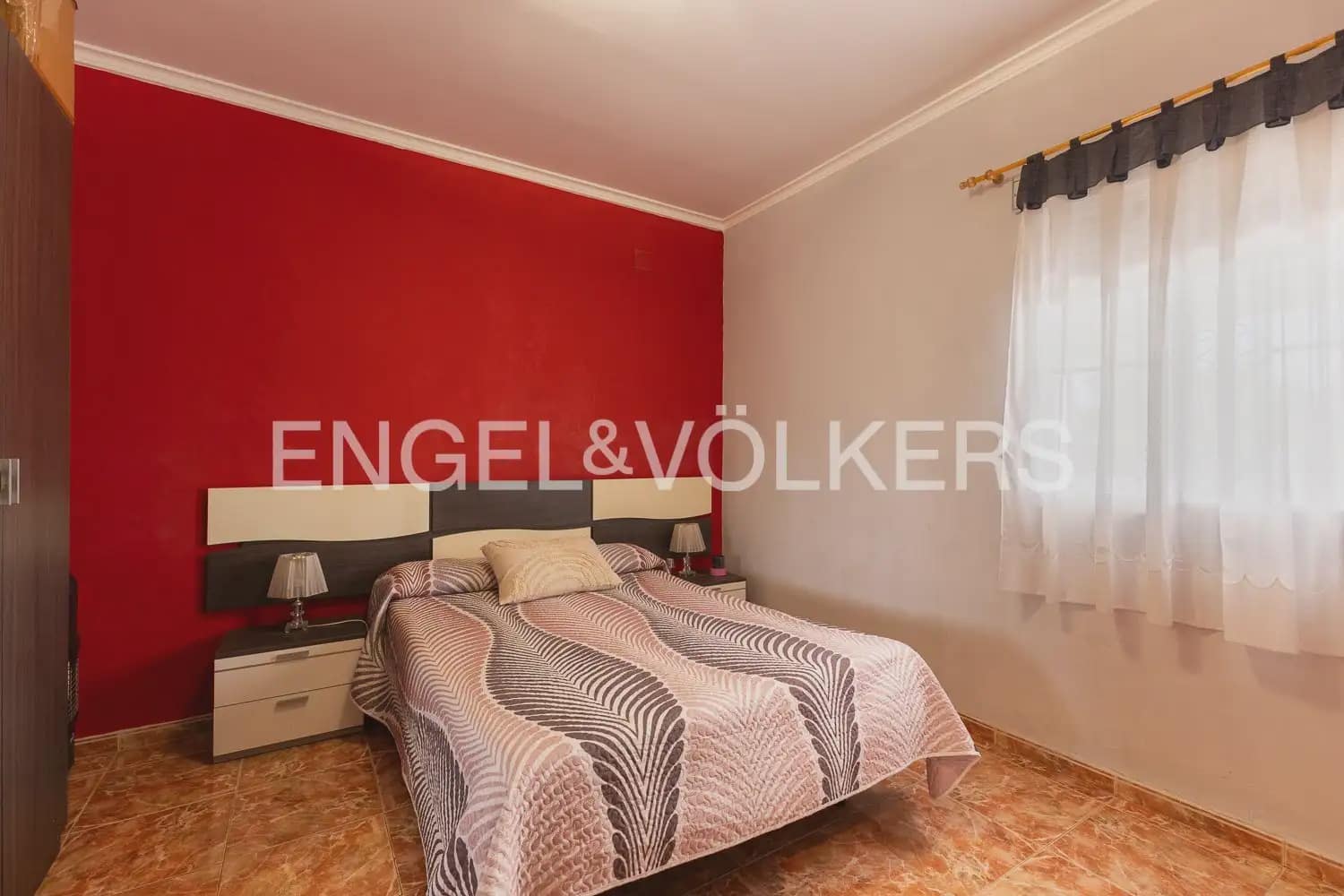 5 sypialnia Finka/Dom wiejski na sprzedaż w Rafelguaraf z garażem - 298 000 € (Ref: 9997957)