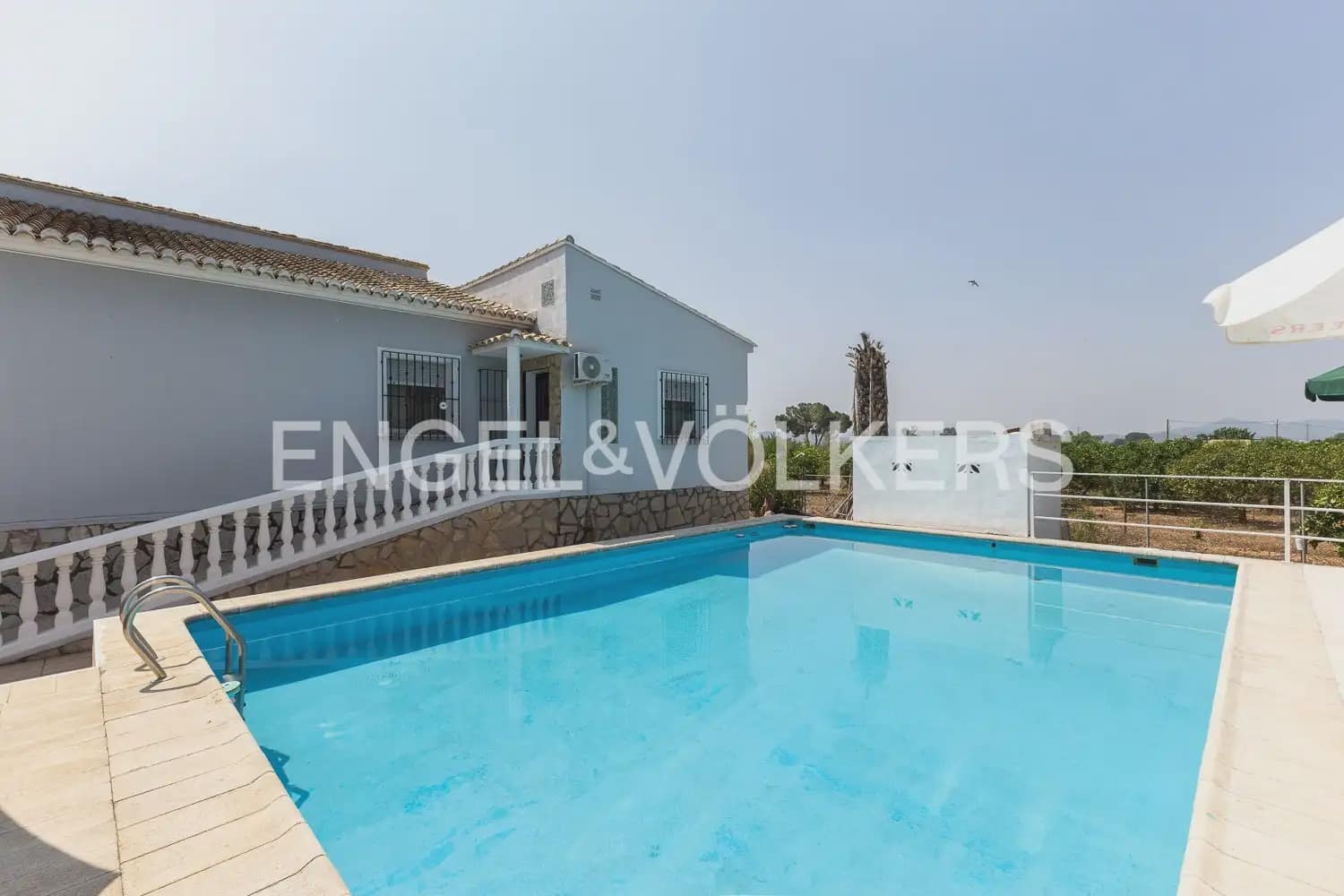 5 sypialnia Finka/Dom wiejski na sprzedaż w Rafelguaraf z garażem - 298 000 € (Ref: 9997957)