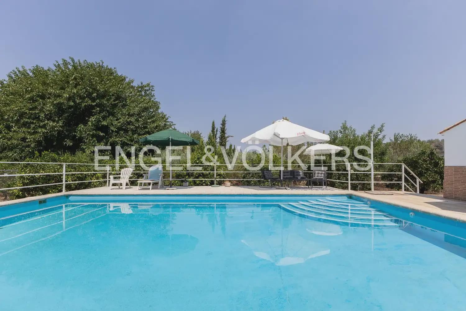 5 sypialnia Finka/Dom wiejski na sprzedaż w Rafelguaraf z garażem - 298 000 € (Ref: 9997957)