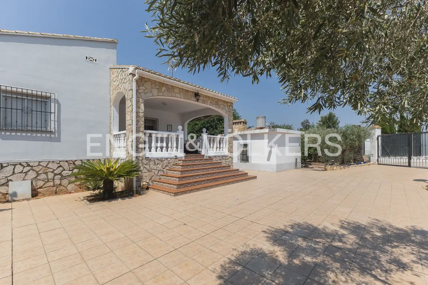 5 sypialnia Finka/Dom wiejski na sprzedaż w Rafelguaraf z garażem - 298 000 € (Ref: 9997957)