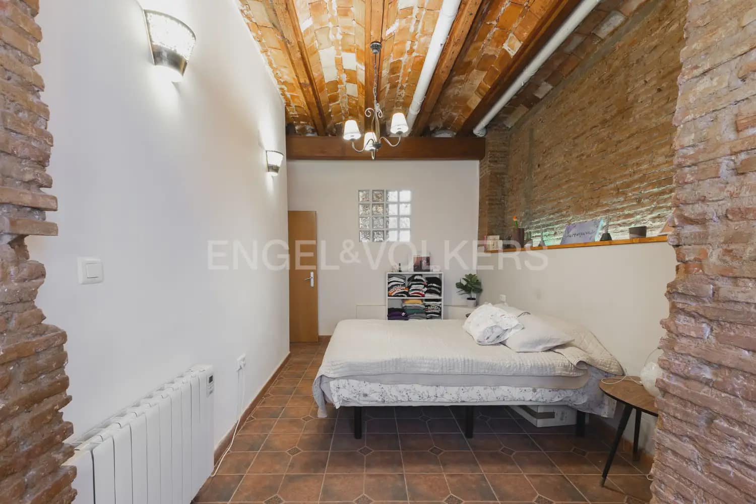 2 soveværelse Lejlighed til leje i Valencia by - € 1.400 (Ref: 9999091)