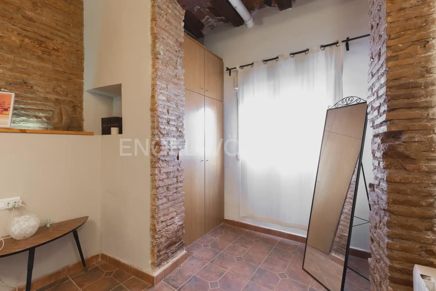 2 soveværelse Lejlighed til leje i Valencia by - € 1.400 (Ref: 9999091)