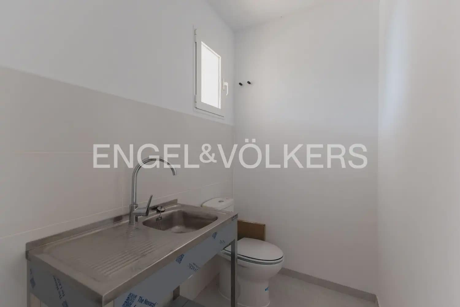 9 bedroom Finca/Country House for sale in Betera with garage - € 1,555,000 (Ref: 9999092)