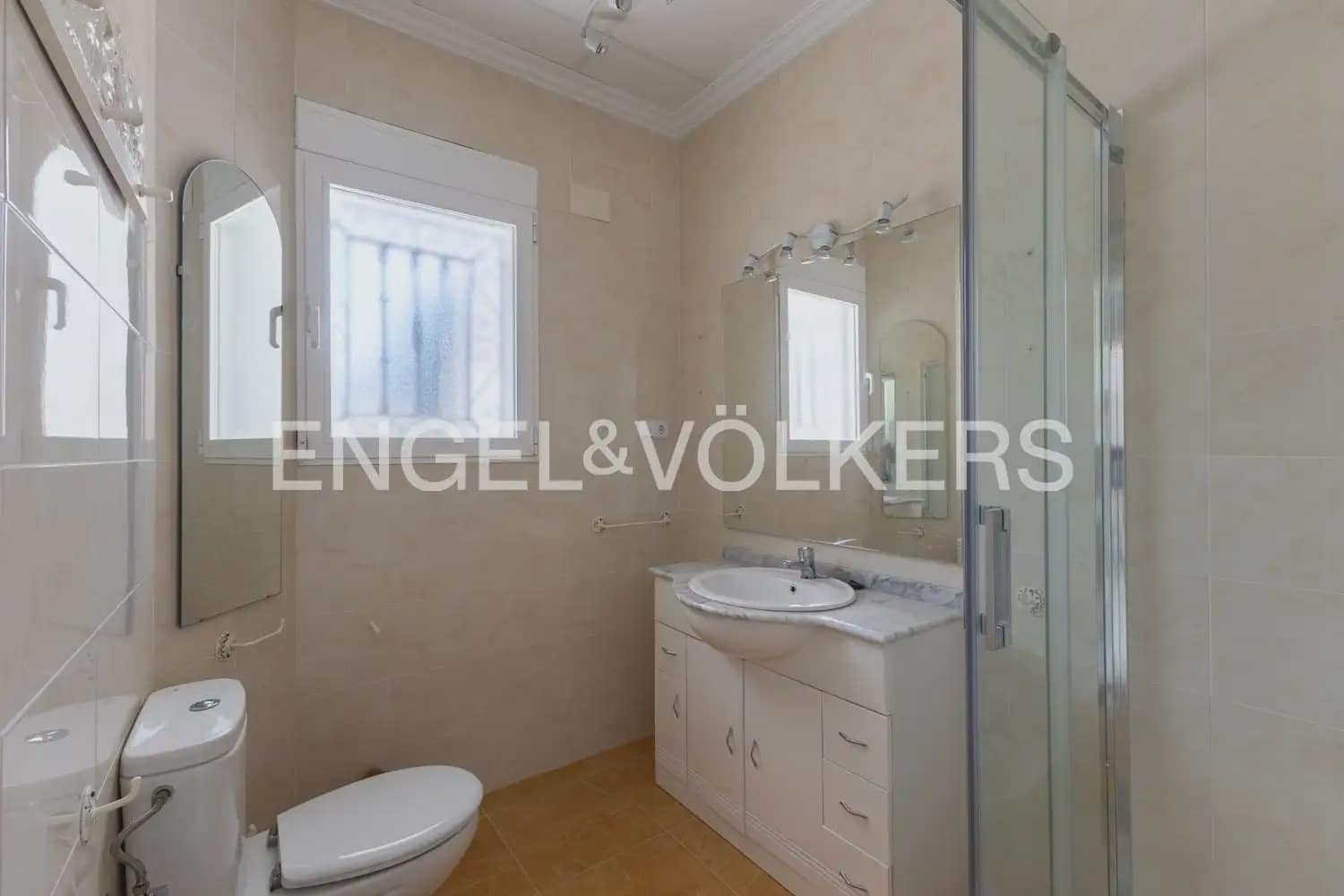 9 bedroom Finca/Country House for sale in Betera with garage - € 1,555,000 (Ref: 9999092)