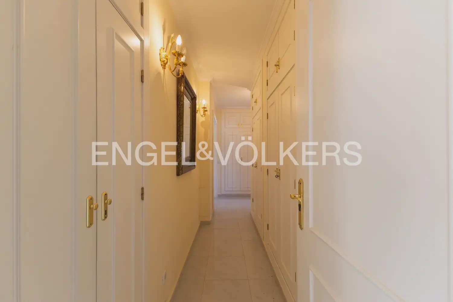 9 bedroom Finca/Country House for sale in Betera with garage - € 1,555,000 (Ref: 9999092)