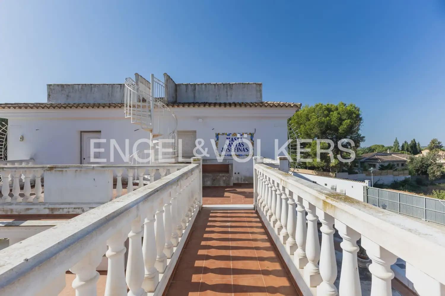 9 bedroom Finca/Country House for sale in Betera with garage - € 1,555,000 (Ref: 9999092)