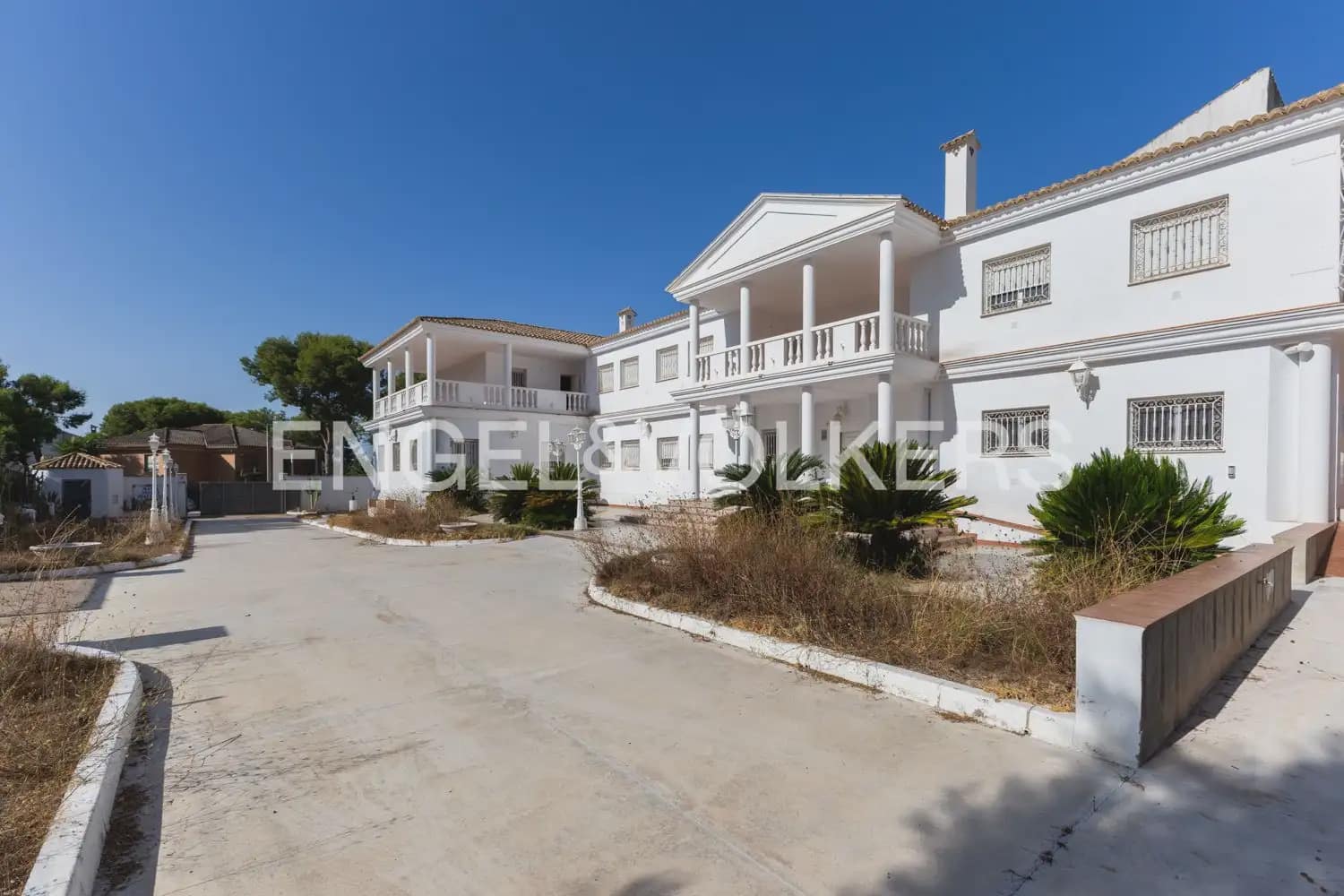 9 bedroom Finca/Country House for sale in Betera with garage - € 1,555,000 (Ref: 9999092)