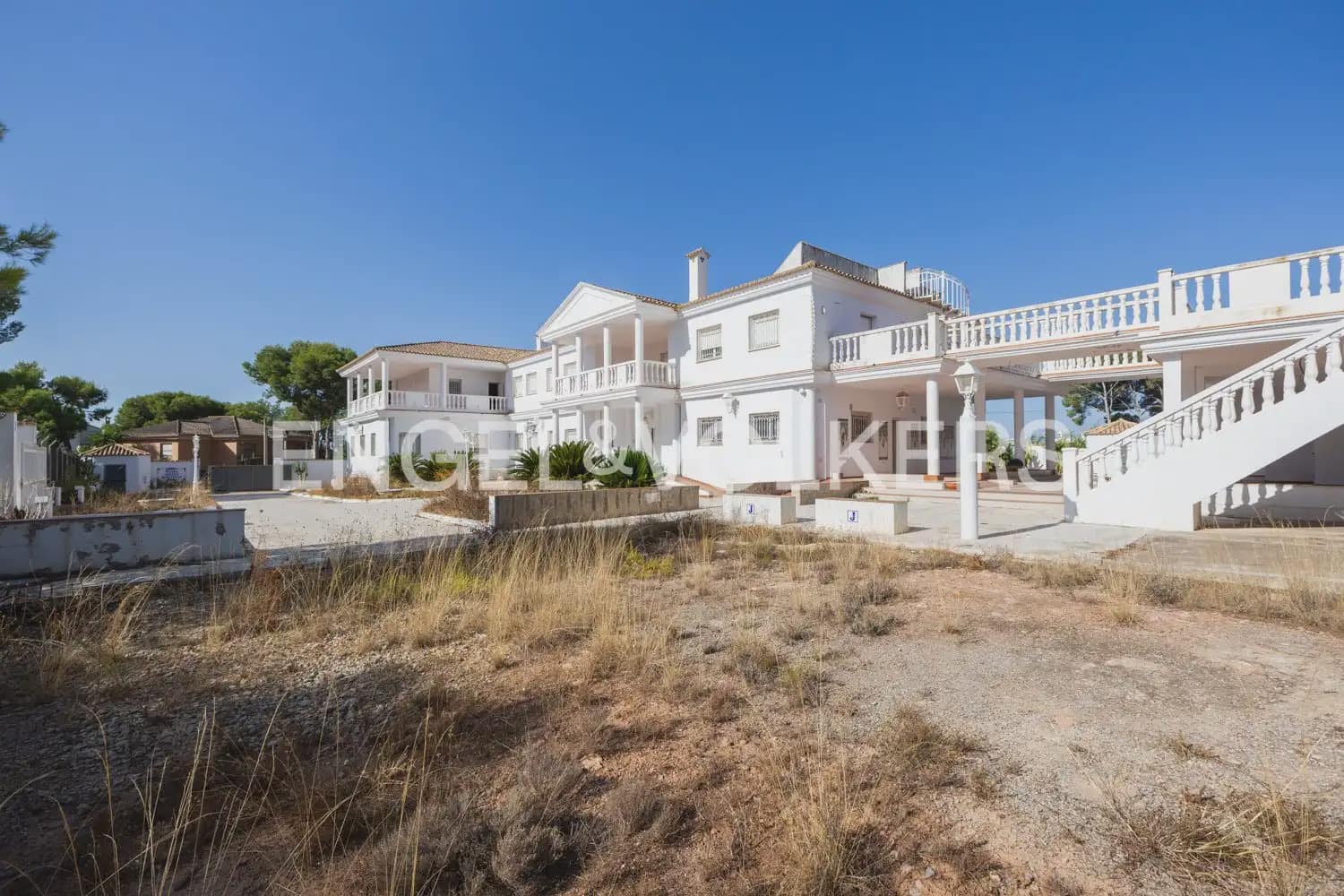 9 bedroom Finca/Country House for sale in Betera with garage - € 1,555,000 (Ref: 9999092)