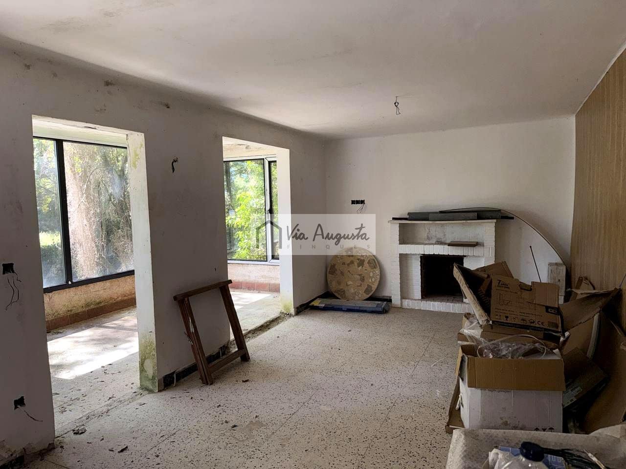 4 slaapkamer Villa te koop in Alfara de Carles - € 115.000 (Ref: 10019548)