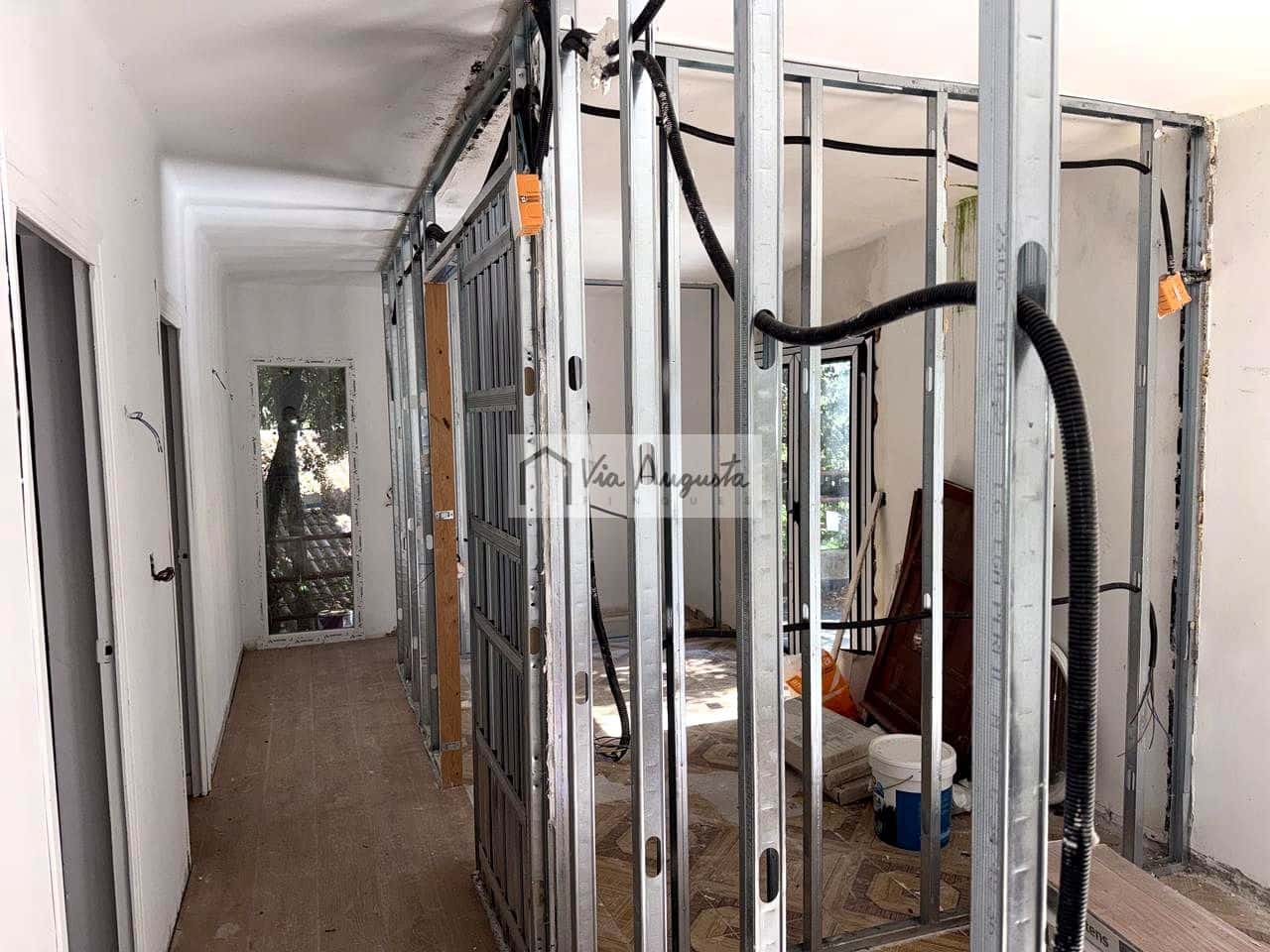 4 slaapkamer Villa te koop in Alfara de Carles - € 115.000 (Ref: 10019548)