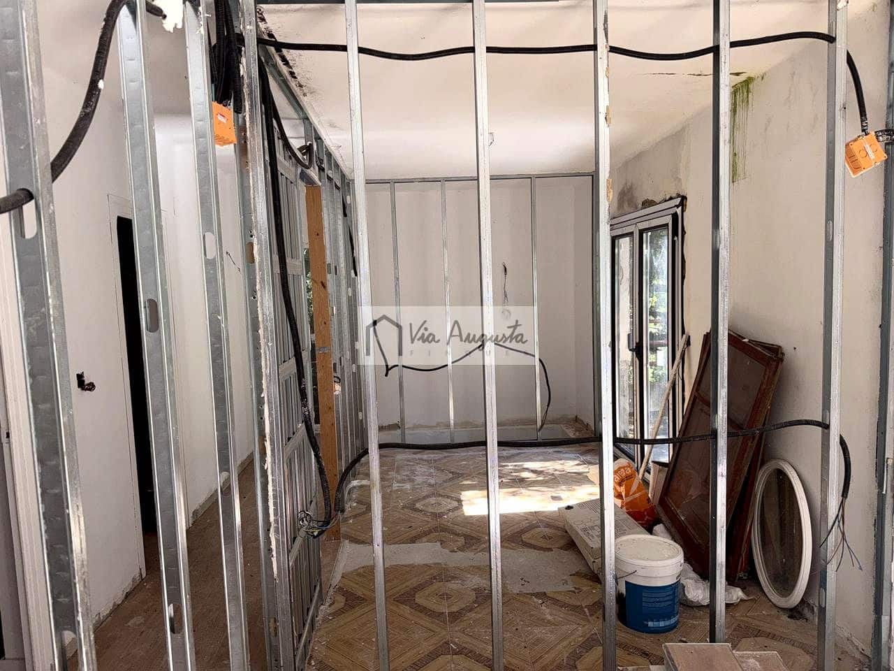 4 slaapkamer Villa te koop in Alfara de Carles - € 115.000 (Ref: 10019548)