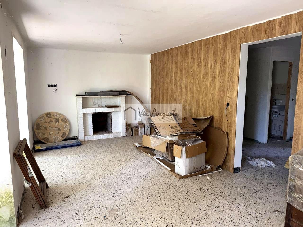 4 slaapkamer Villa te koop in Alfara de Carles - € 115.000 (Ref: 10019548)