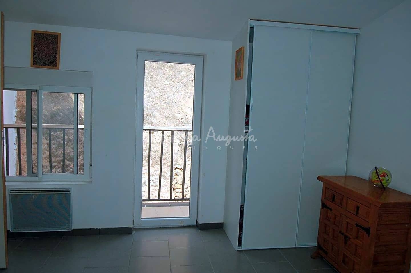 7 slaapkamer Villa te koop in El Perello - € 250.000 (Ref: 4985263)