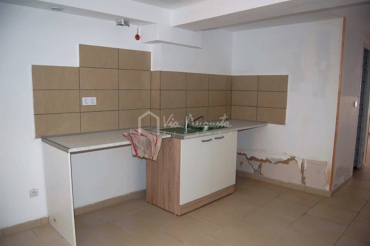 7 slaapkamer Villa te koop in El Perello - € 250.000 (Ref: 4985263)