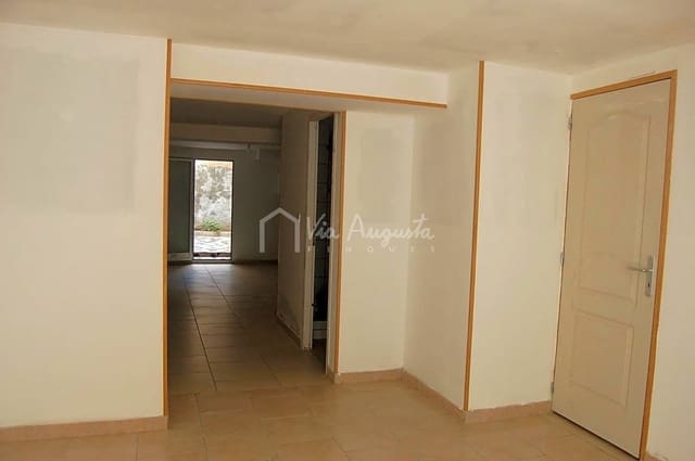 7 slaapkamer Villa te koop in El Perelló - € 250.000 (Ref: 4985263)