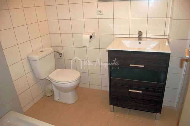 7 slaapkamer Villa te koop in El Perelló - € 250.000 (Ref: 4985263)