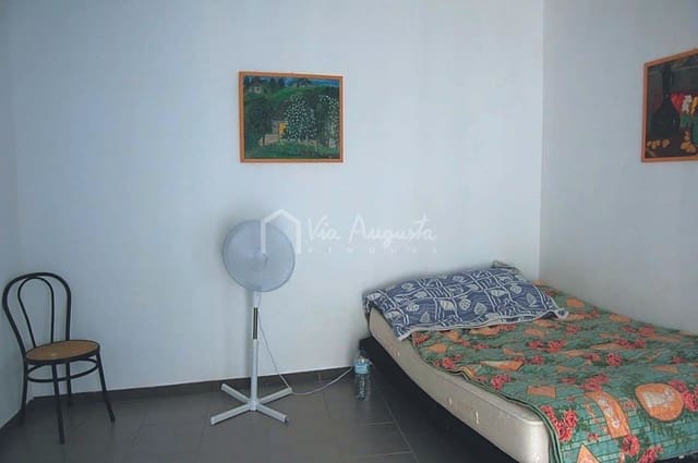 7 slaapkamer Villa te koop in El Perelló - € 250.000 (Ref: 4985263)