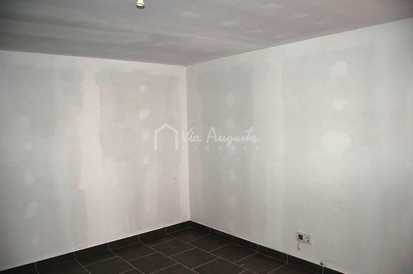 7 slaapkamer Villa te koop in El Perello - € 250.000 (Ref: 4985263)