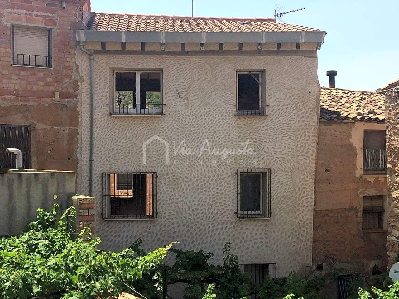 3 soveværelse Villa til salg i Rasquera med garage - € 90.000 (Ref: 4985301)