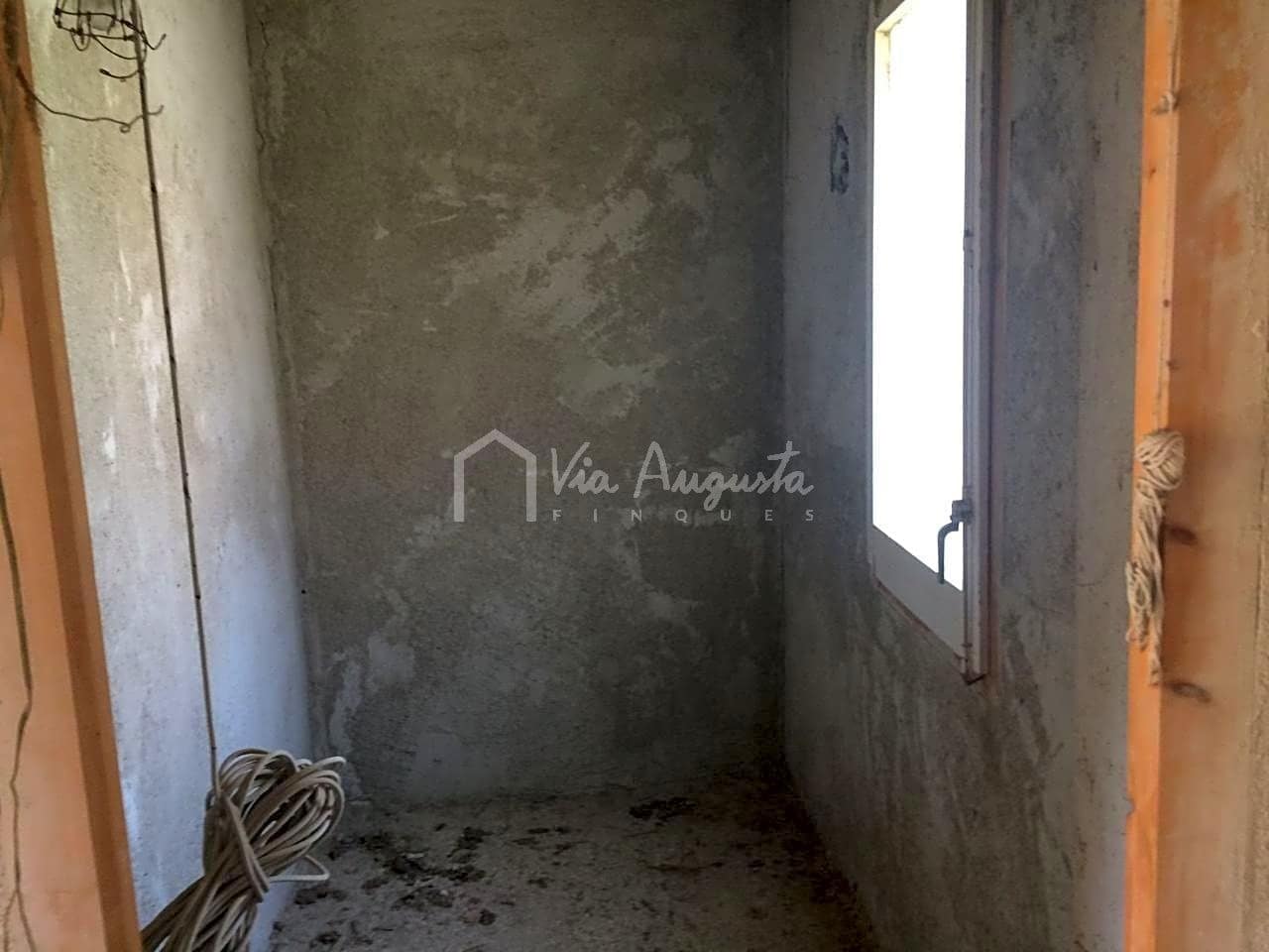 3 soveværelse Villa til salg i Rasquera med garage - € 90.000 (Ref: 4985301)